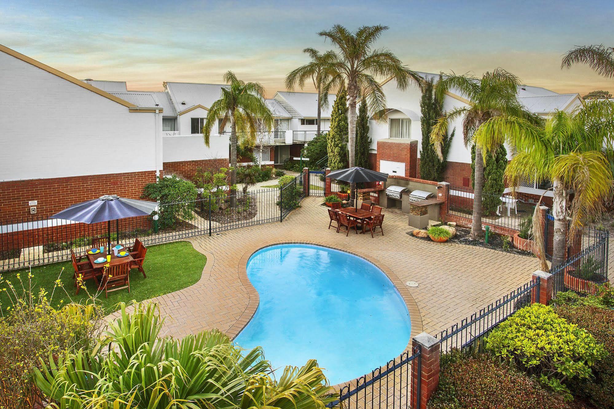 Comfort Apartments South Perth Экстерьер фото